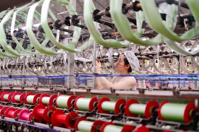 紡織品 時(shí)尚與功能的藝術(shù)融合